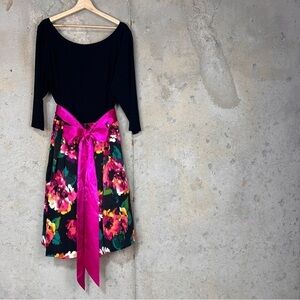 Eliza J black hot pink floral scoop neck 3/4 sleeve fit flare full skirt dress